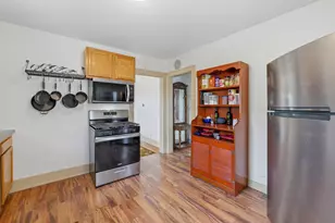 215 N Liberty St, Valders, WI 54245 - Photo 7