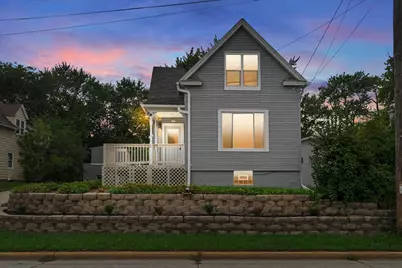 7131 S Pennsylvania Ave, Oak Creek, WI 53154 - Photo 1