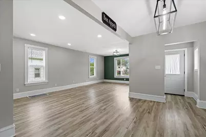 7131 S Pennsylvania Ave, Oak Creek, WI 53154 - Photo 5