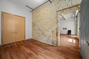 239 E Chicago St, Milwaukee, WI 53202 - Photo 17