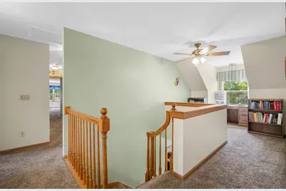 149  Hickory Dr, Delafield, WI 53018 - Photo 15
