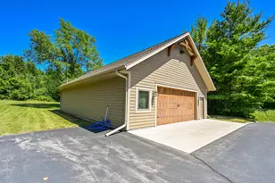 5531 Peters Dr, West Bend, WI 53095 - Photo 59