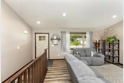 1912  McGilvray Way, Holmen, WI 54636 - Photo 3