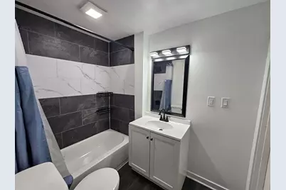 714  Kewaunee St, Racine, WI 53402 - Photo 7