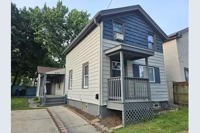 714  Kewaunee St, Racine, WI 53402 - Photo 1