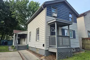 714 Kewaunee St, Racine, WI 53402 - Photo 1