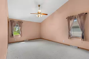 6871 S Dory Dr, Franklin, WI 53132 - Photo 21