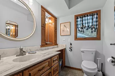 N8W27232  Woodridge Ln, Pewaukee, WI 53188 - Photo 17
