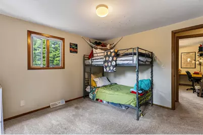 N8W27232  Woodridge Ln, Pewaukee, WI 53188 - Photo 25