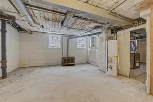1125 E Clarke St, Milwaukee, WI 53212 - Photo 21