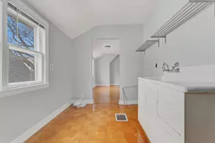 1125 E Clarke St, Milwaukee, WI 53212 - Photo 19