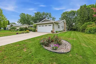 452 Willsher Dr, Fond du Lac, WI 54935 - Photo 1
