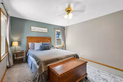 8020 S 68th St, Franklin, WI 53132 - Photo 11