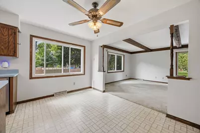 2234  Yvonne St, Waukesha, WI 53188 - Photo 15