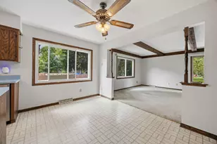 2234 Yvonne St, Waukesha, WI 53188 - Photo 15