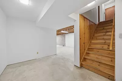 2234  Yvonne St, Waukesha, WI 53188 - Photo 39