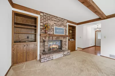 2234  Yvonne St, Waukesha, WI 53188 - Photo 21