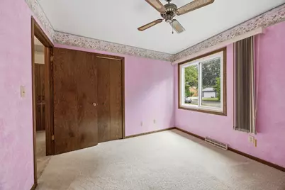 2234  Yvonne St, Waukesha, WI 53188 - Photo 33