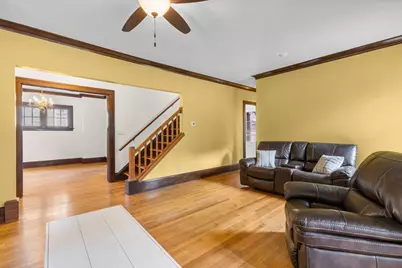 902  Clyman St, Watertown, WI 53094 - Photo 9