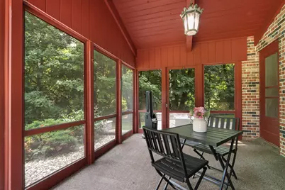 7101  Brook Rd, Racine, WI 53126 - Photo 21