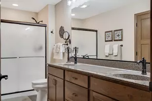 264 Crestwood Ln, Onalaska, WI 54650 - Photo 15
