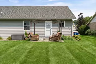 264 Crestwood Ln, Onalaska, WI 54650 - Photo 25