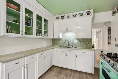 N81W6771  Fair St, Cedarburg, WI 53012 - Photo 3