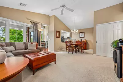 9079  Westlake Dr, Greendale, WI 53129 - Photo 5