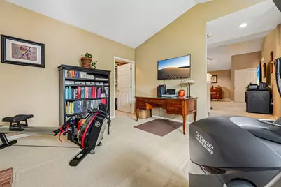 9079  Westlake Dr, Greendale, WI 53129 - Photo 21