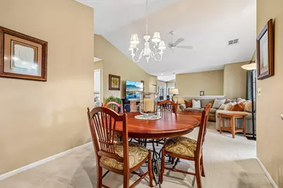 9079  Westlake Dr, Greendale, WI 53129 - Photo 9