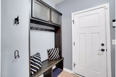 N61W13722  Weyer Farm Dr, Menomonee Falls, WI 53051 - Photo 19