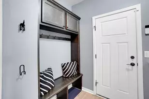 N61W13722 Weyer Farm Dr, Menomonee Falls, WI 53051 - Photo 19