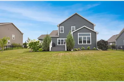 N61W13722  Weyer Farm Dr, Menomonee Falls, WI 53051 - Photo 33
