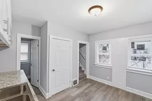 3718 N 18th St, Milwaukee, WI 53206 - Photo 9
