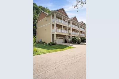 1322  Sunset Ct, La Crosse, WI 54601 - Photo 3