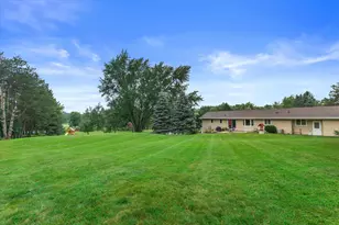 W265N6553 Beacon Hills Cir, Lisbon, WI 53089 - Photo 37