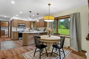 W265N6553 Beacon Hills Cir, Lisbon, WI 53089 - Photo 7