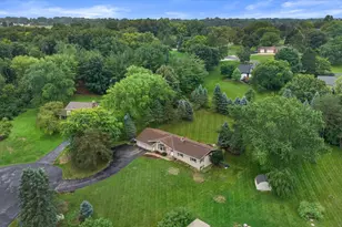 W265N6553 Beacon Hills Cir, Lisbon, WI 53089 - Photo 33