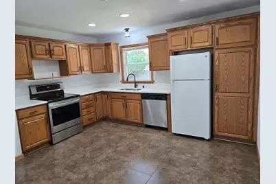 1425 S Rock Pl, New Berlin, WI 53151 - Photo 27