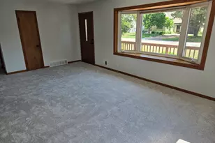 1425 S Rock Pl, New Berlin, WI 53151 - Photo 19