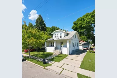 4704  18th Ave, Kenosha, WI 53140 - Photo 1