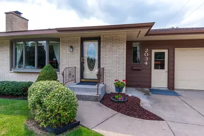2034  32nd St, La Crosse, WI 54601 - Photo 3