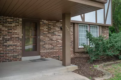9123 S 35th St, Franklin, WI 53132 - Photo 5