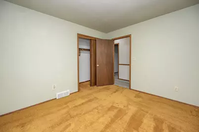 9123 S 35th St, Franklin, WI 53132 - Photo 31