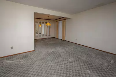 9123 S 35th St, Franklin, WI 53132 - Photo 9
