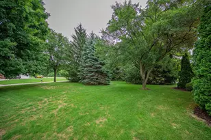 9123 S 35th St, Franklin, WI 53132 - Photo 41