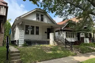 3223 N 40th St, Milwaukee, WI 53216 - Photo 1