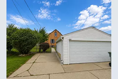 3124 S 40th St, Milwaukee, WI 53215 - Photo 15