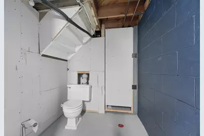 705  Oak St, South Milwaukee, WI 53172 - Photo 33