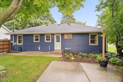 705  Oak St, South Milwaukee, WI 53172 - Photo 37